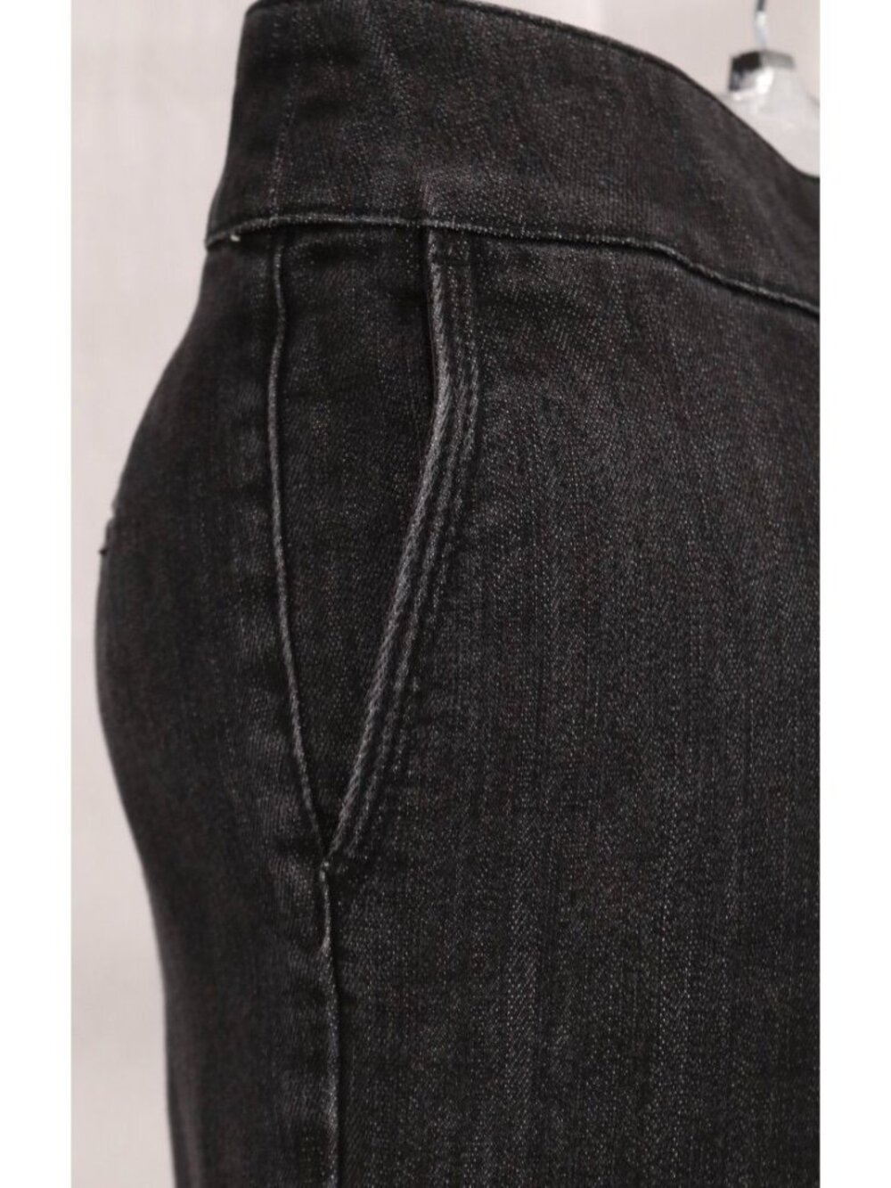 Quiet Luxury Chicos Platinum Jeans Womens 0.5 Reg Black Ultimate Fit Denim VTG - Picture 7 of 10